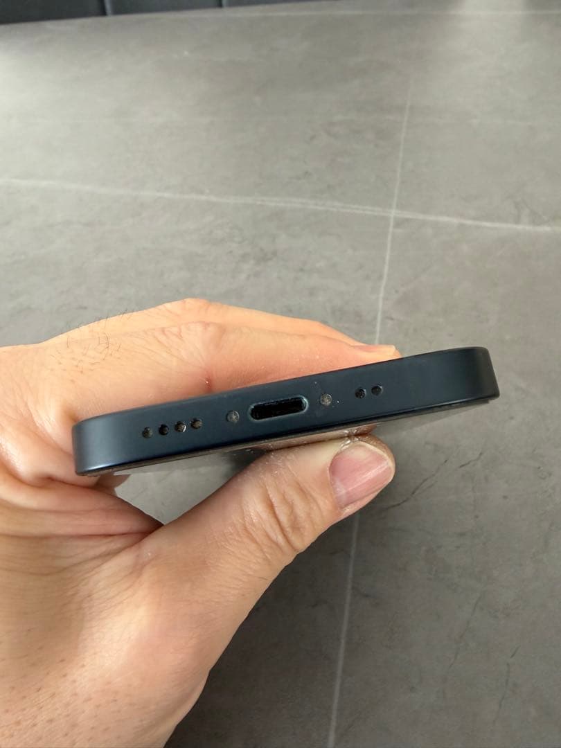 美品　Apple iPhone 13 miniブラック本体