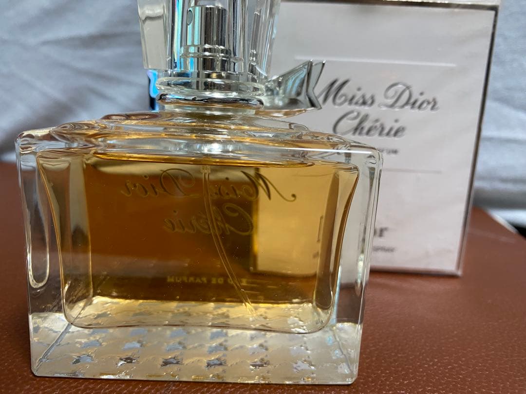 B*h様 Miss Dior Chérie ミスディオールシェリー 100mlサ