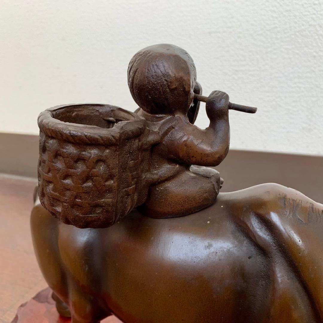 高岡銅器① 立牛童子 銅制 置物