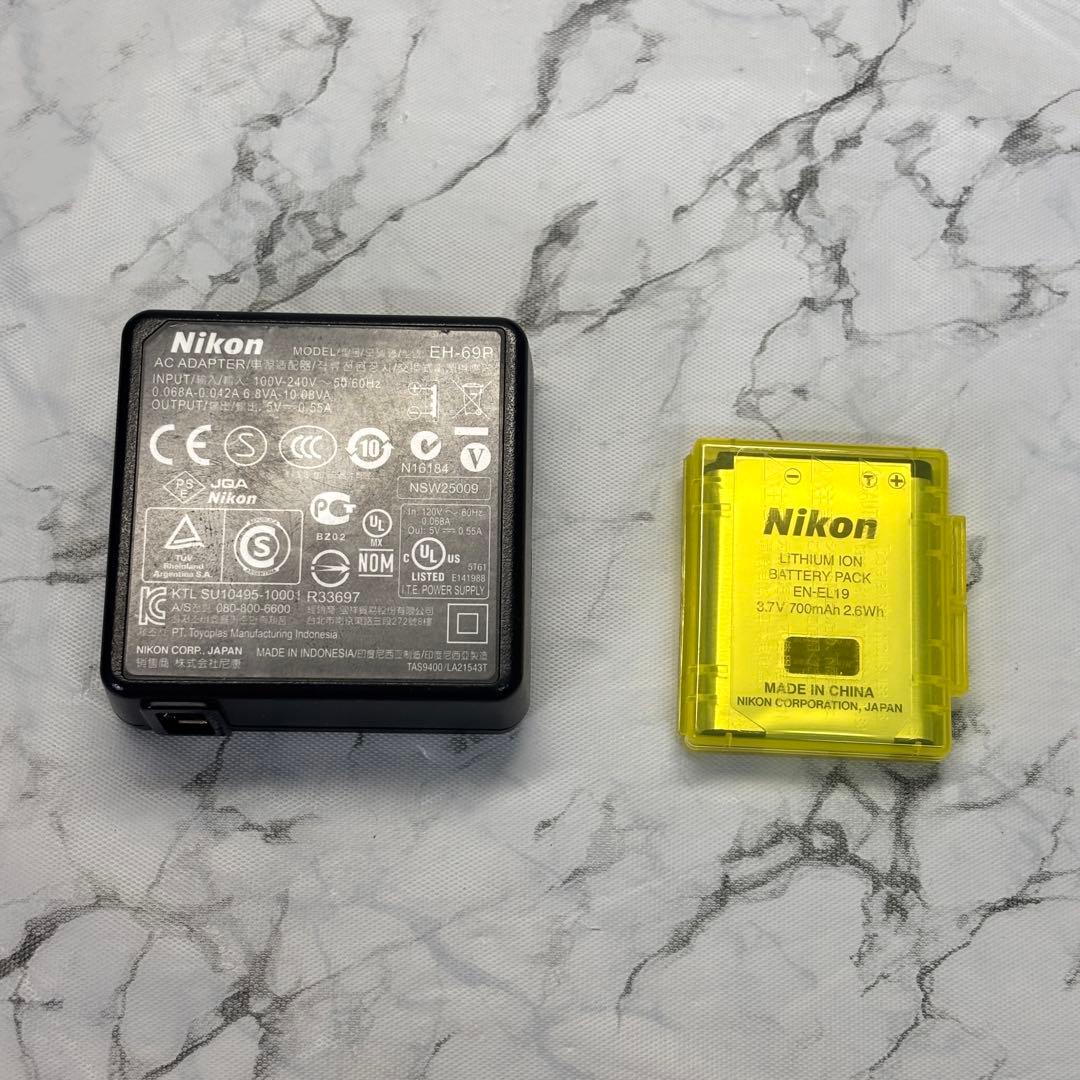 ✨美品・付属品完備✨Nikon COOLPIX S3300 付属品完備 パープル