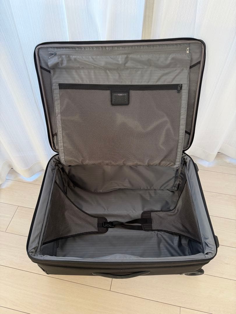TUMI トゥミ 2輪 ガーメントバッグ 大型 スーツケース 黒