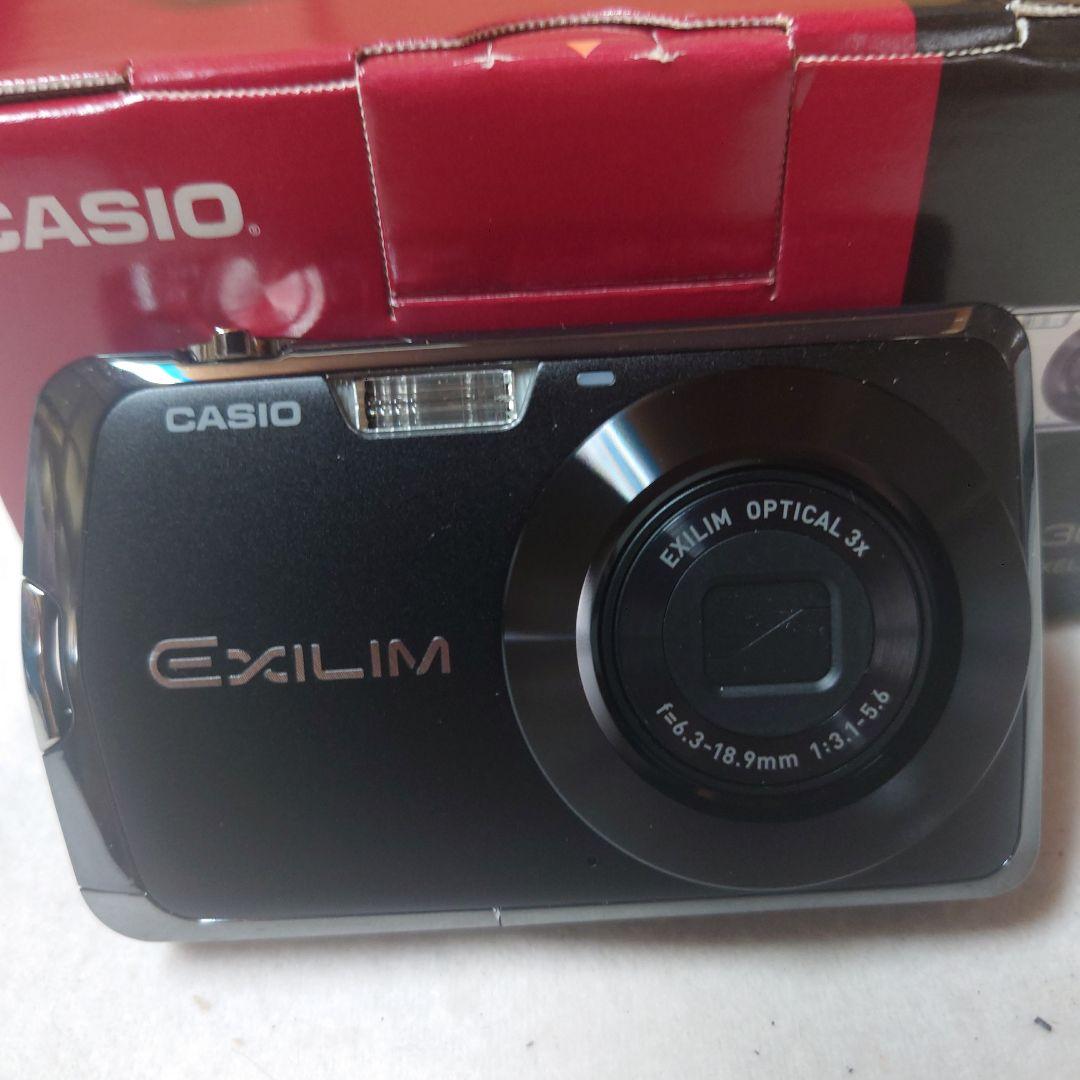 CASIO EXILIM EX-Z330コンパクトデジタルカメラ・未使用