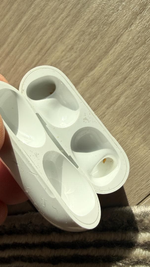 AirPods Pro 第2世代 USB-C ケース不良