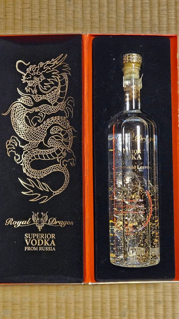 その他  Dragon Superior Vodka 700ml