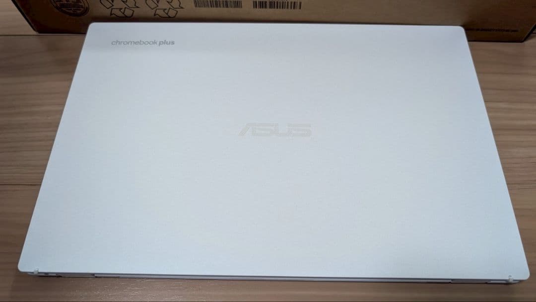 ASUS Chromebook Plus CX3400CB ホワイト