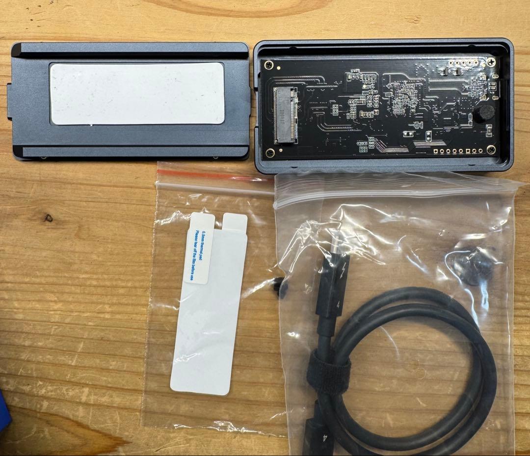 外付けハードディスク・ドライブ ACASIS TBU405 Thunderbolt 40Gbps nvme