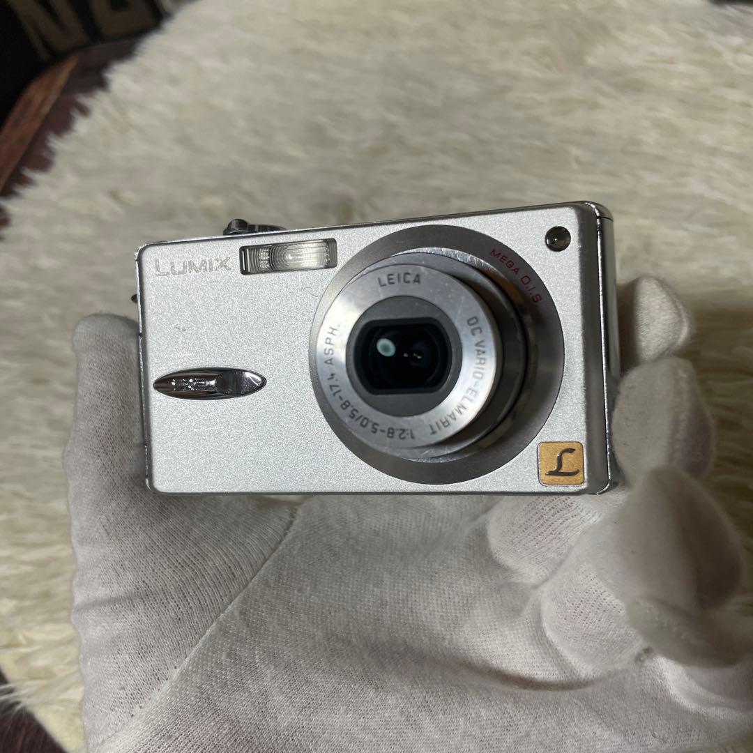 デジタルカメラ Panasonic LUMIX DMC-FX2