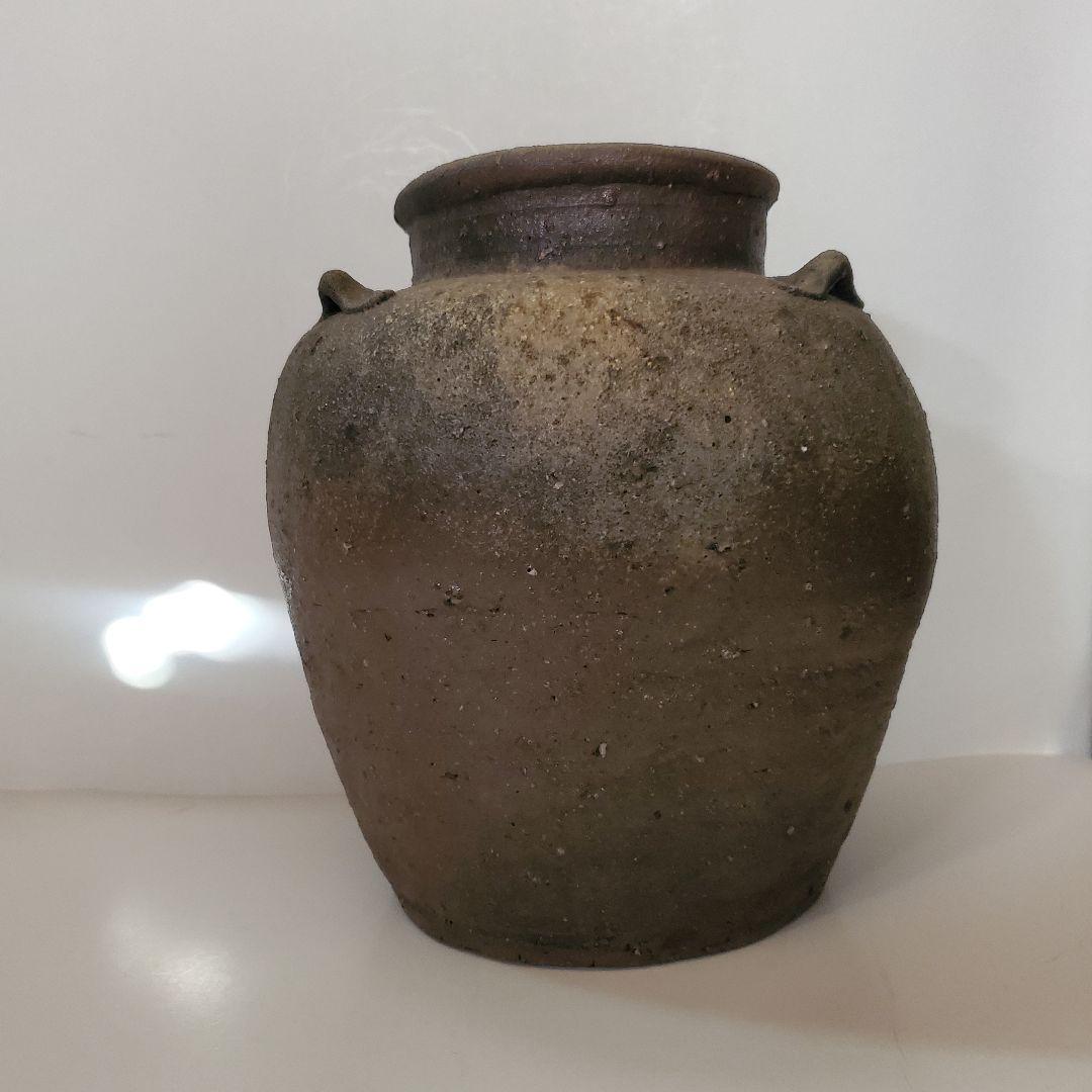 ３　古備前　三耳　自然釉　桃山時代　壺