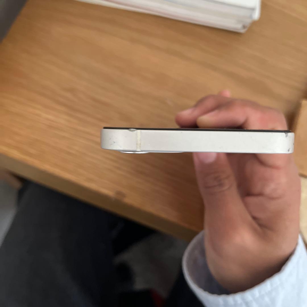 iPhone 12 128GB Simフリー