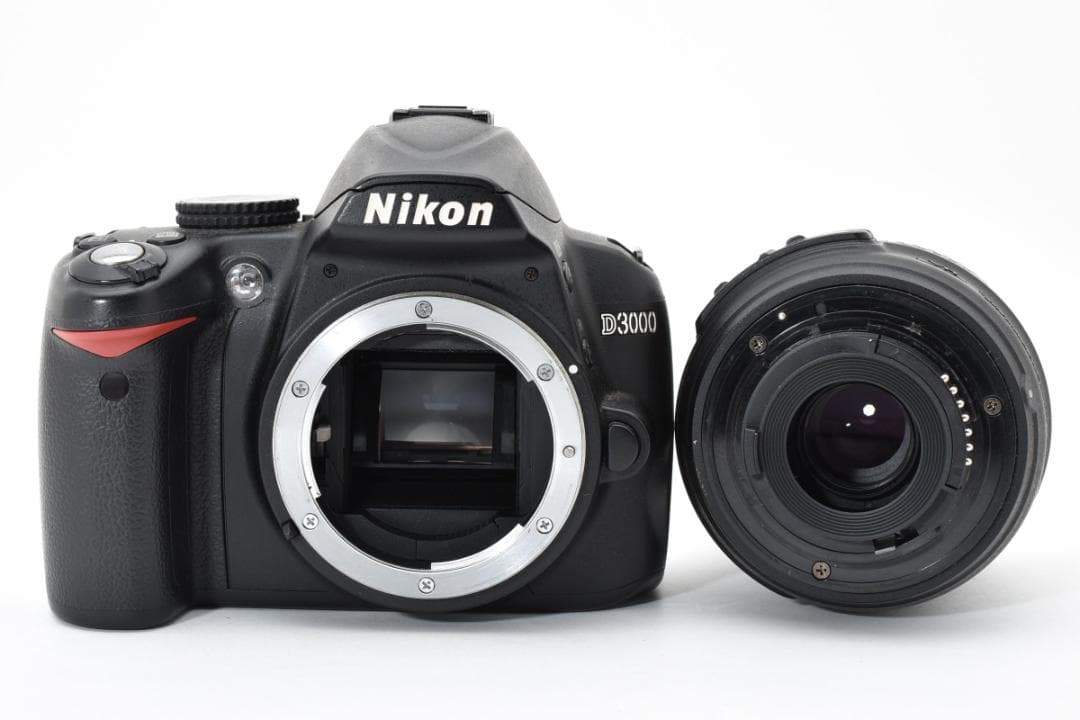 ■ 美品 ■ ニコン　Nikon D3000 18-55mm《S数1915枚》
