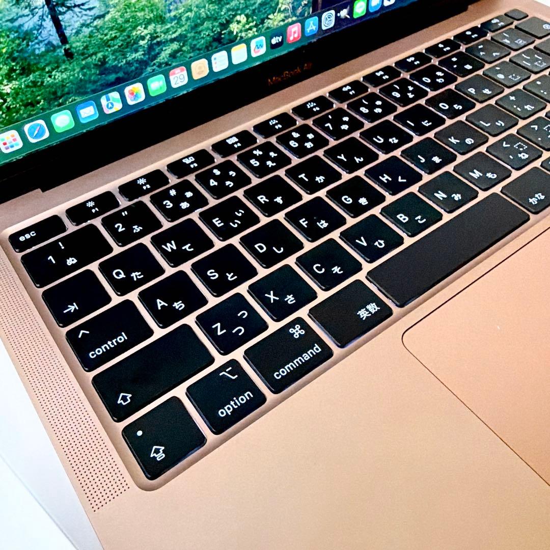 美品 MacBook Air 2020 Office付 / Windows11