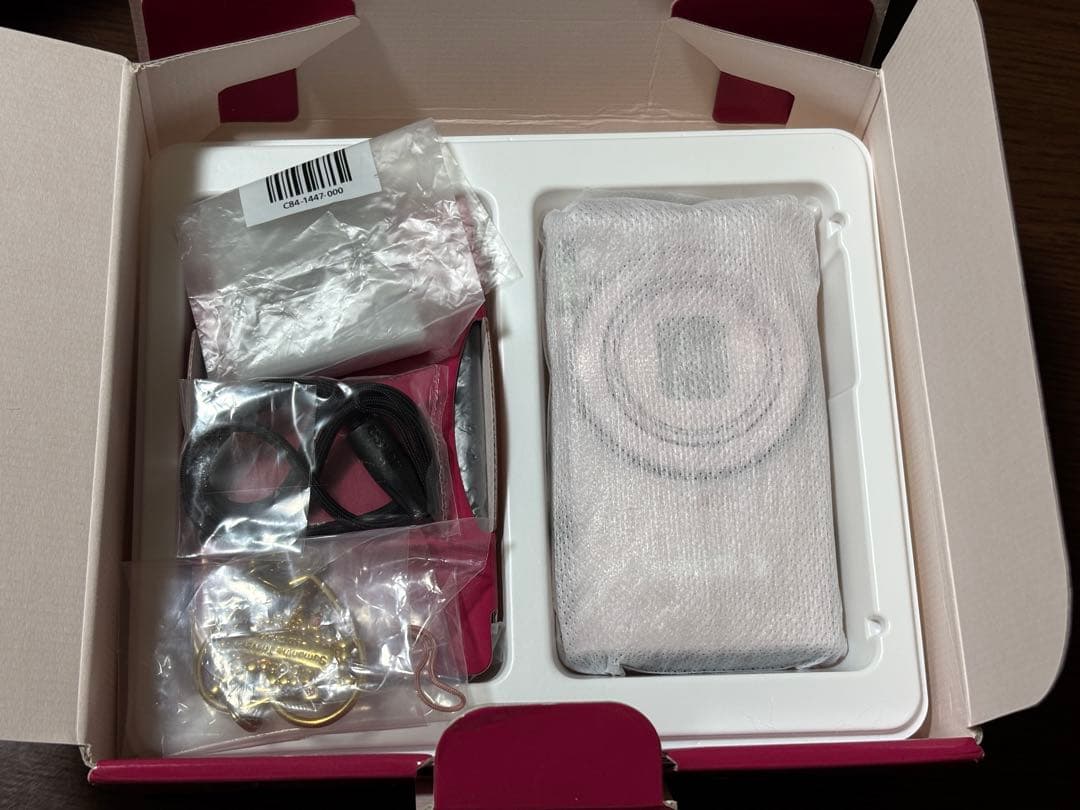 Canon IXY 600F サマンサタバサ 本体美品 一部欠品 外箱難あり