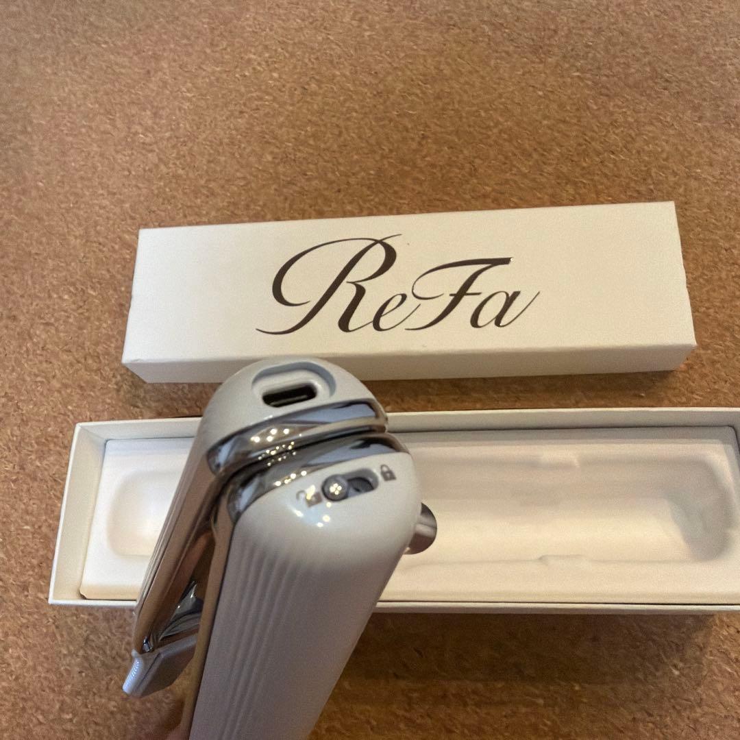 ReFa リファフィンガーアイロン ホワイト ストレートアイロン