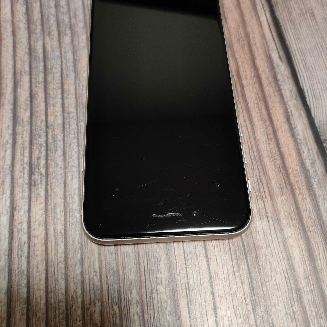 apple iPhone SE 第3世代 64GB バッテリー88%