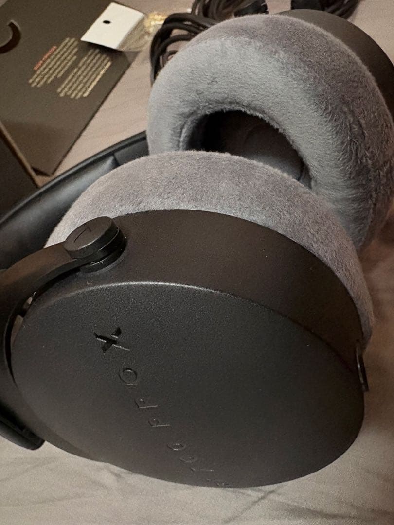 【時間限定値下げ】beyerdynamic DT700PRO X 有線ヘッドホン