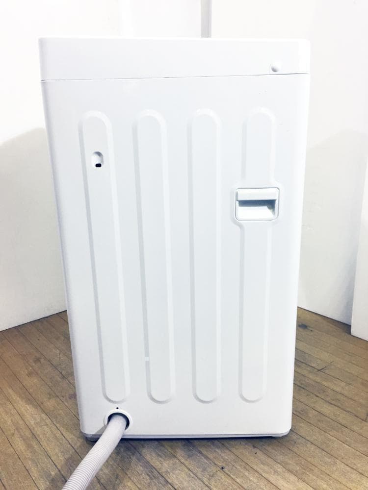送料無料　中古★ハイアール☆5.5kg☆全自動洗濯機【JW-C55A-W】