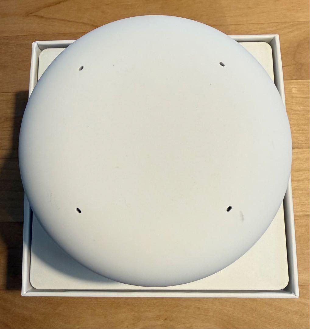 Google Nest Wifi ルーターと中継ポイント2つ