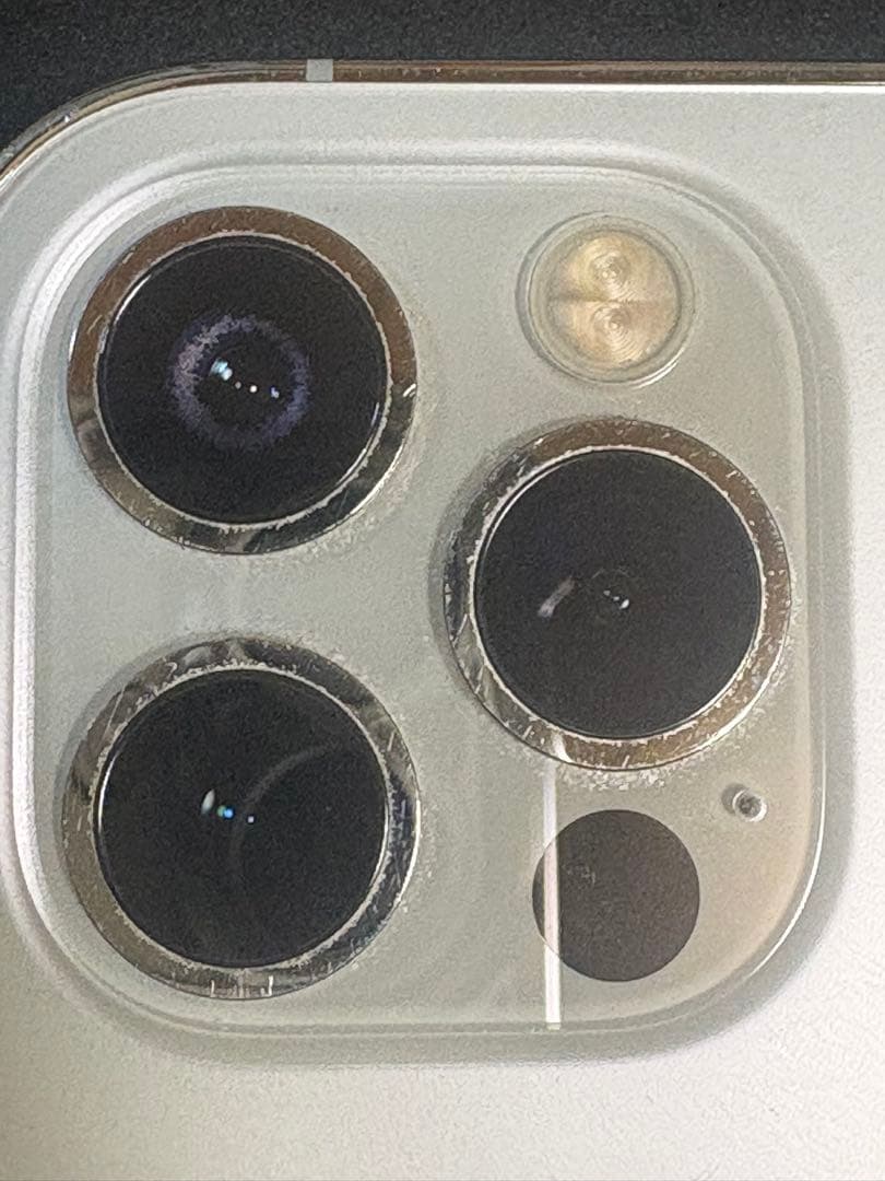 Apple iPhone 12 pro 本体　箱　未使用ガラスフィルム2枚付き