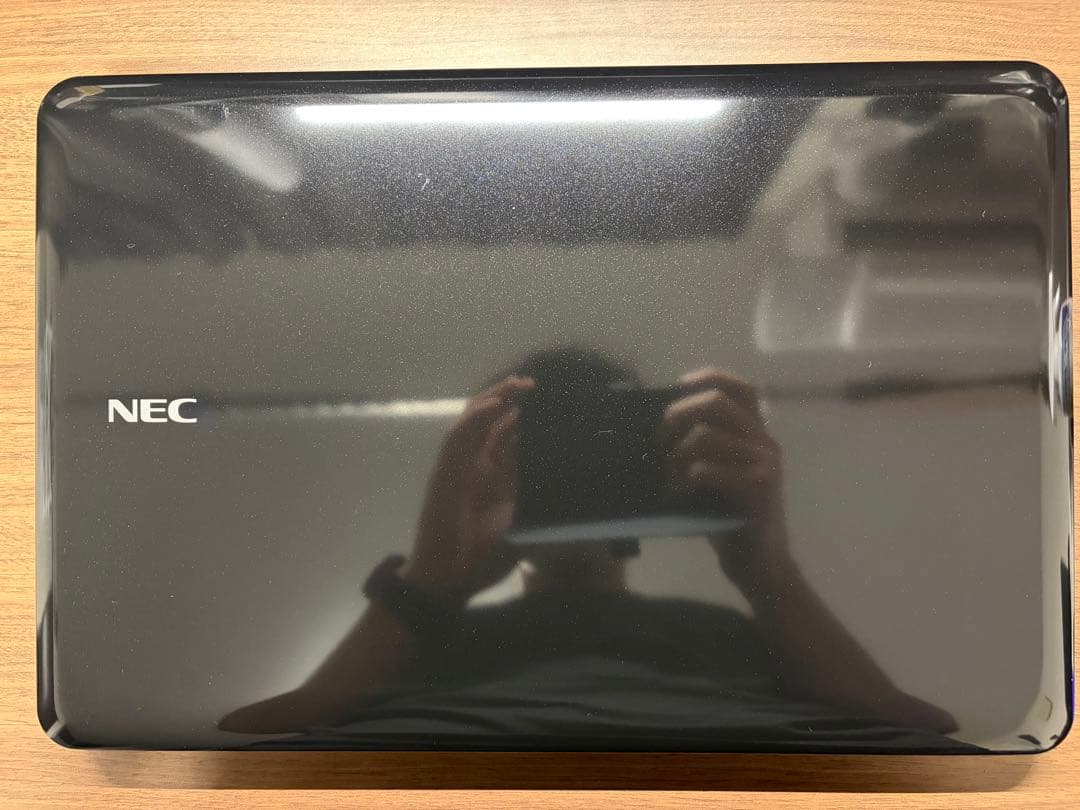 NEC 15.6インチ ノートPC LaVie LS550F