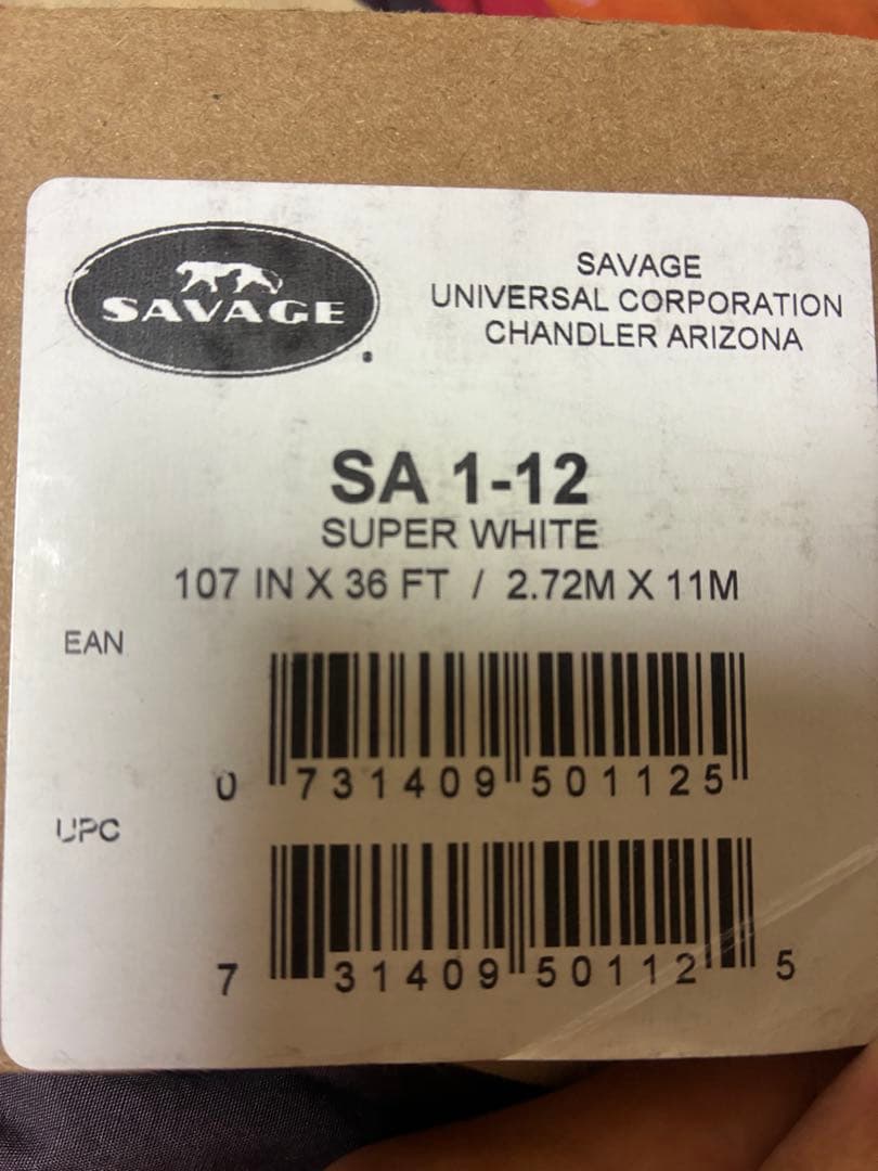 SAVAGE（サベージ）背景紙 Super White 2.72m × 11m