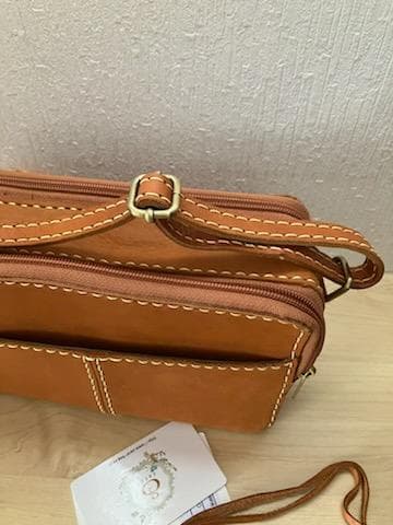 [ズッケロ]　本革 ショルダーバッグ