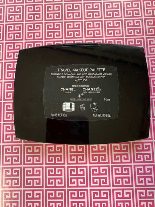 試供品付き！　CHANEL トラベルメイクパレット