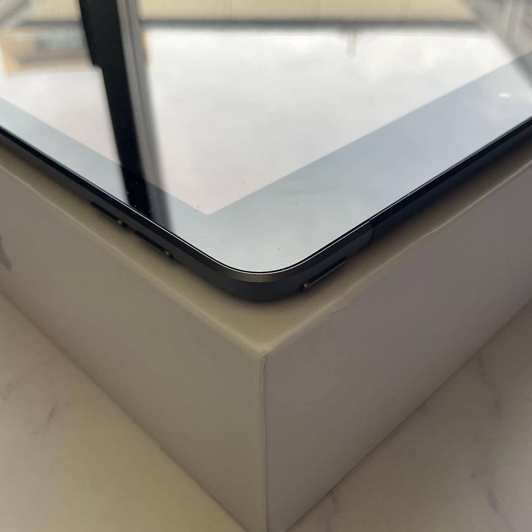 【超美品】Apple iPad 第7世代 Wi-Fi Cellular 32GB