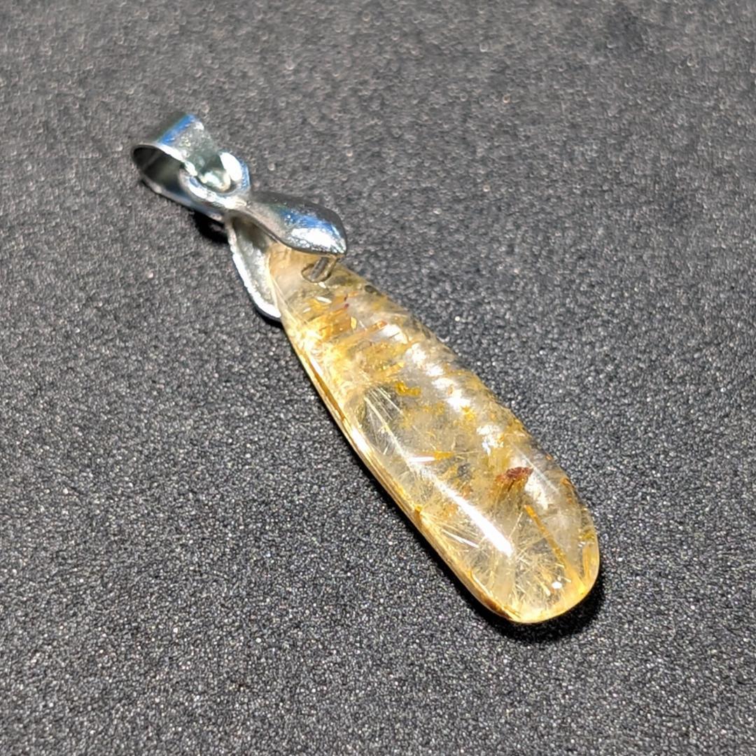 【強烈金針入り】ルチルペンダント ゴールド タイチンルチル クォーツ 18KGP