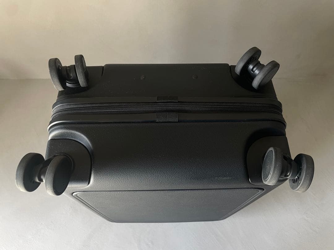 モルン moln スーツケース ブラック スモール 機内持ち込みサイズ 34L