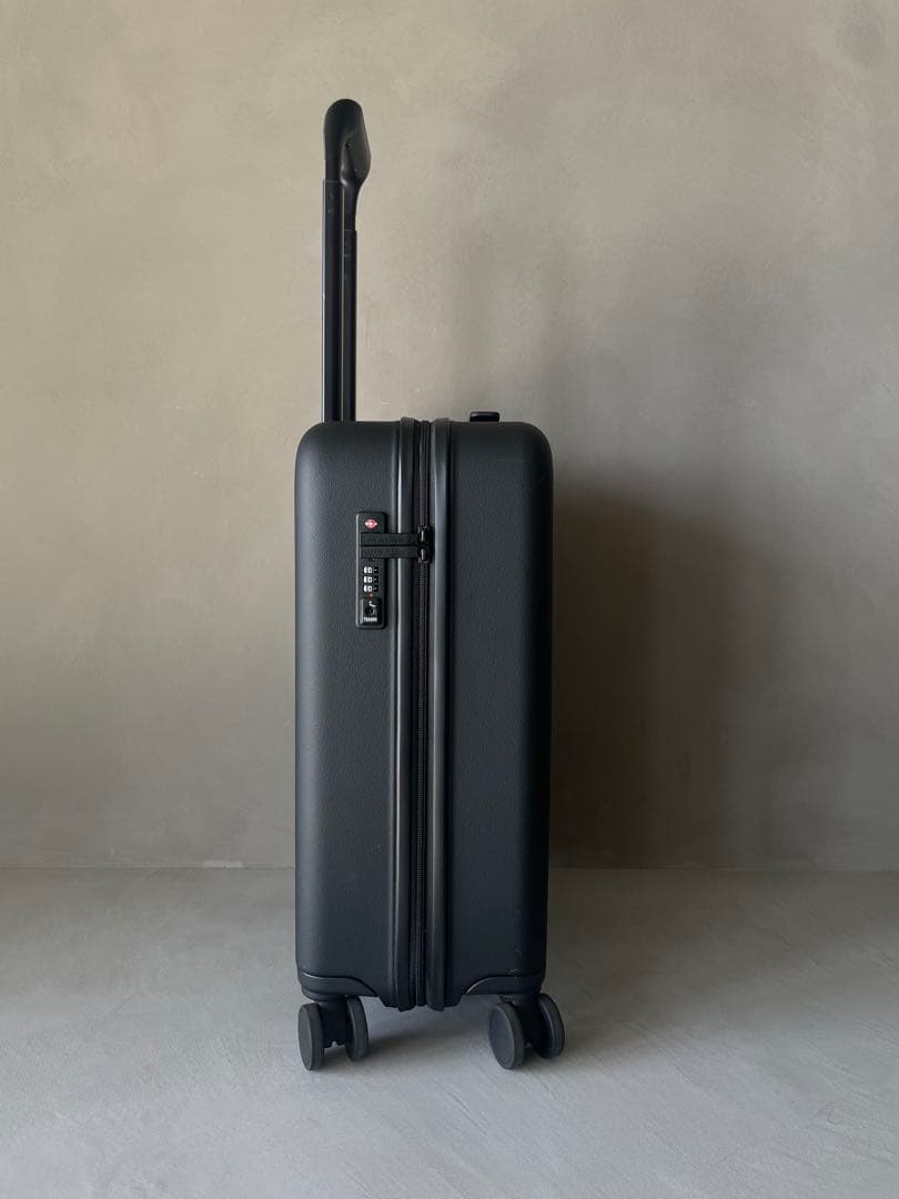モルン moln スーツケース ブラック スモール 機内持ち込みサイズ 34L