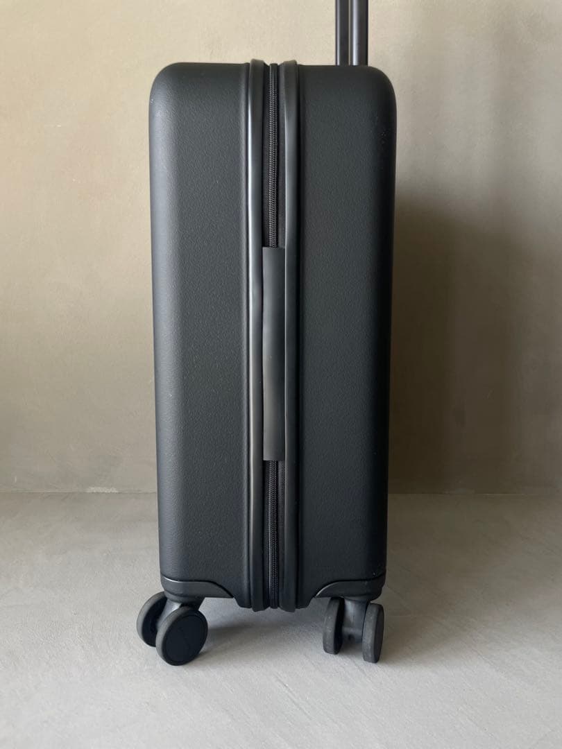 モルン moln スーツケース ブラック スモール 機内持ち込みサイズ 34L