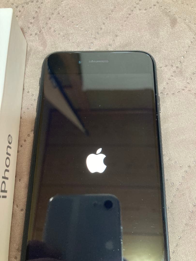 iPhoneSE第二世代64GB ブラックSIMフリー