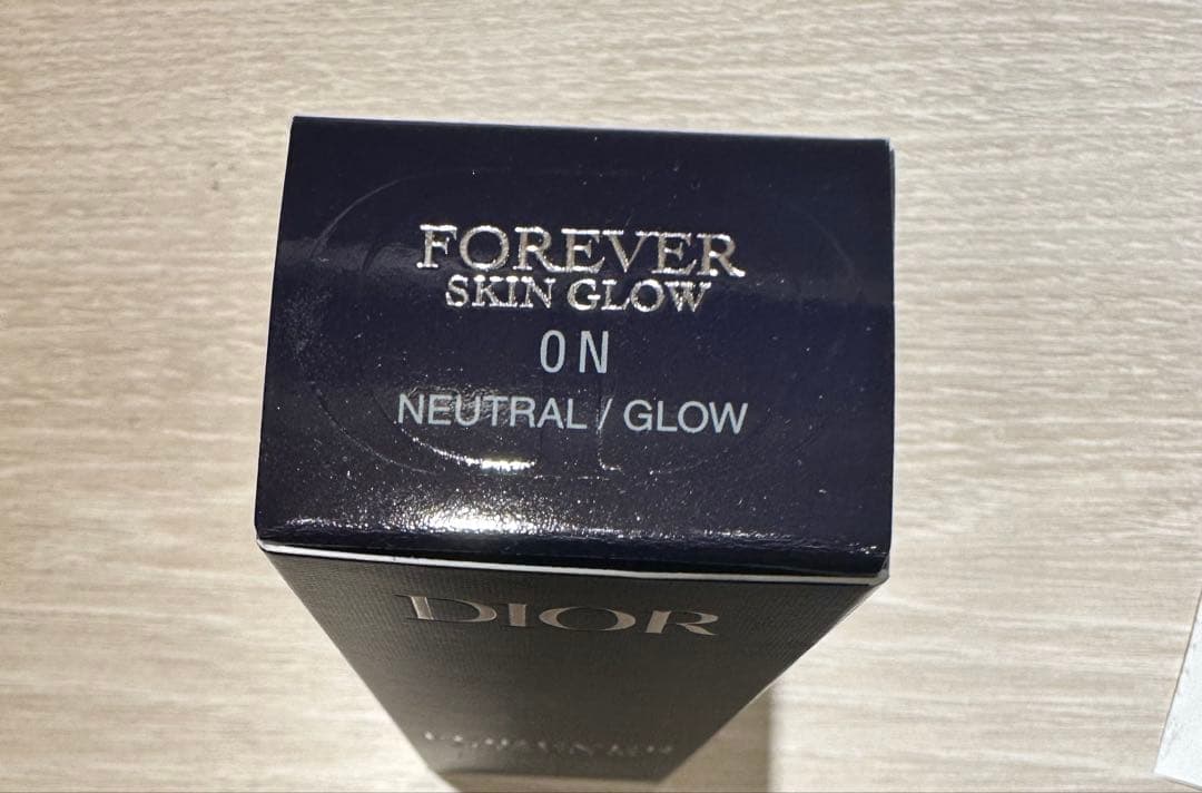 【りりり】FOREVER SKIN GLOW ディオール　フォーエバー