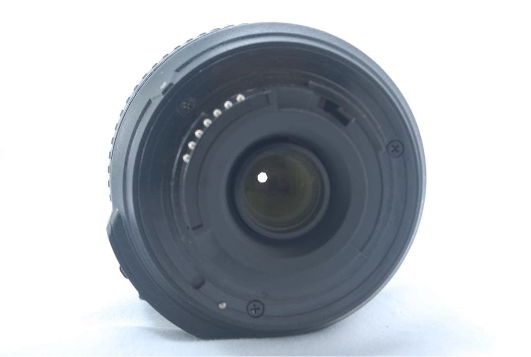 【外観極上美品】Nikon 望遠レンズ AF-S DX 55-200mm VR