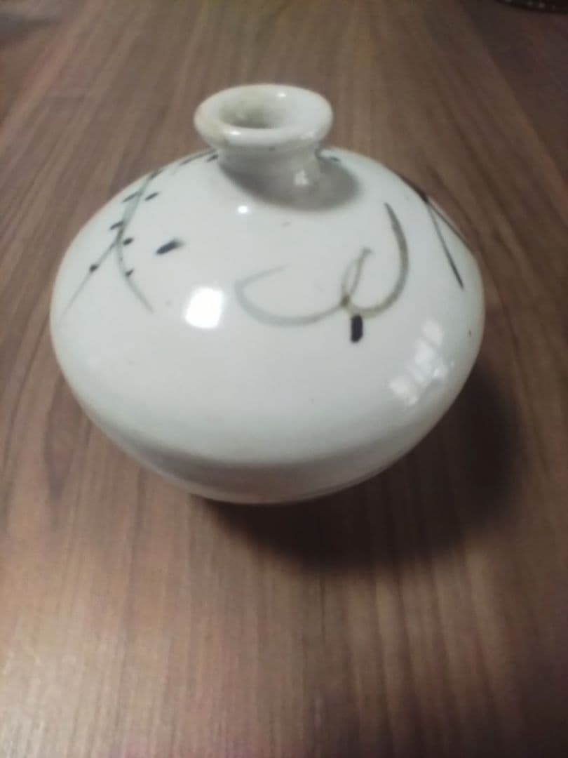 手描き模様の丸型陶器花瓶、油壺江戸後期。
