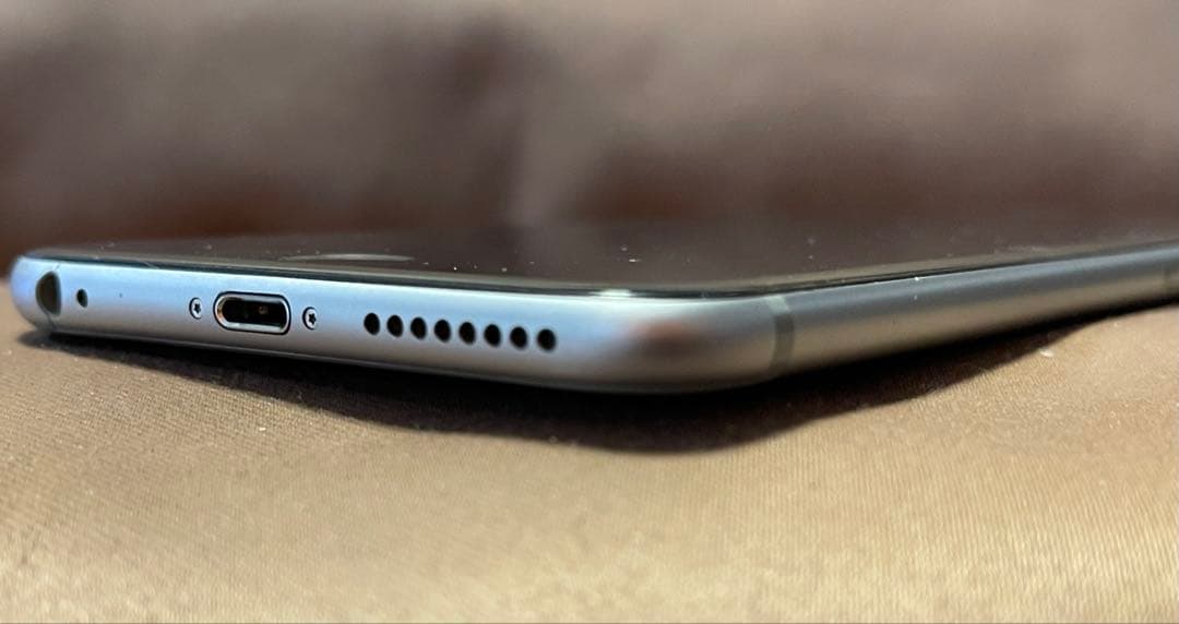 Apple iPhone 6s Plus 64GB スペースグレイ 本体