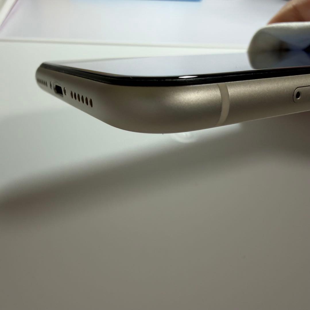 iPhone11 256GB ホワイト SIMフリー FaceID不可