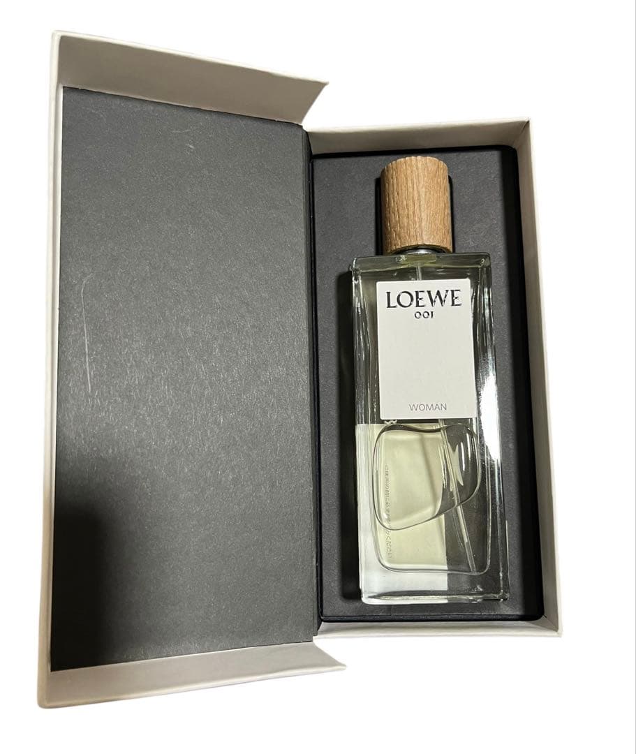 LOEWE 香水　001 WOMAN 50ml