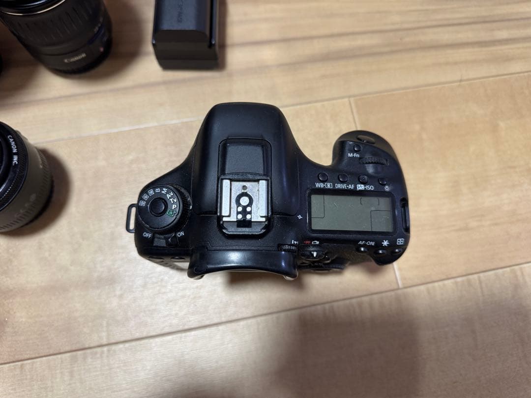 Canon EOS 70D デジタル一眼レフカメラ