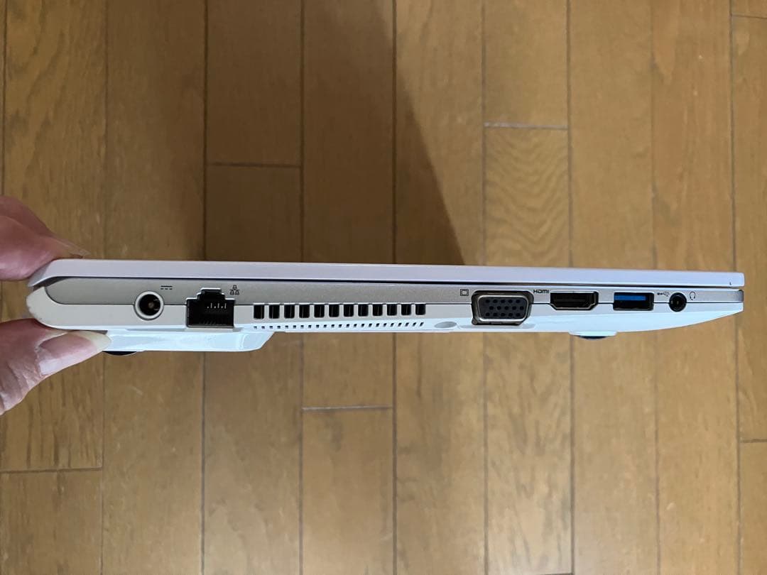 富士通Core i5-6200U4GB/HDD無DVD BIOS確認のみジャンク
