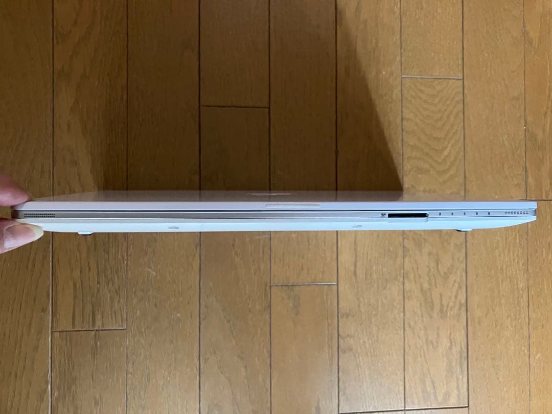 富士通Core i5-6200U4GB/HDD無DVD BIOS確認のみジャンク