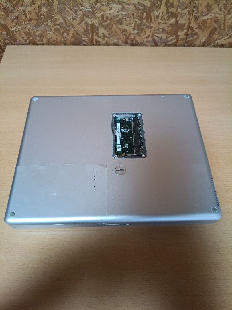 Apple PowerBook G4 12インチ 本体と付属品 ジャンク