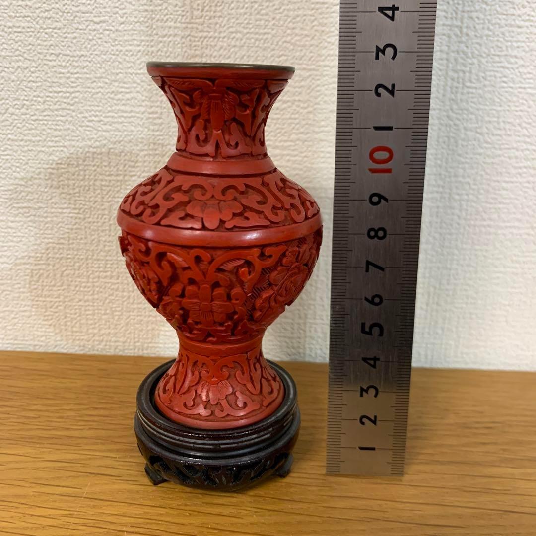 ◎中国美術 堆朱 漆彫り花瓶 彫漆花瓶 堆朱 朱色の彫刻花瓶　置物