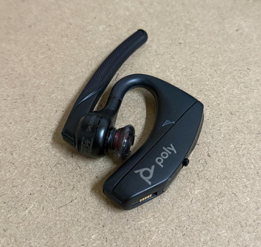 Poly Voyager 5200 充電ケース BT700付き プラントロニクス