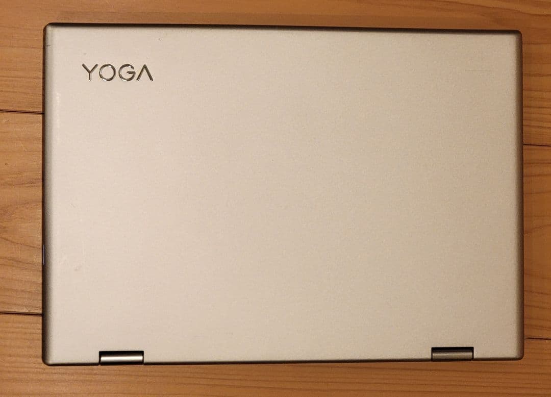 Lenovo Yoga 720-12IKB 13.3インチ シルバー
