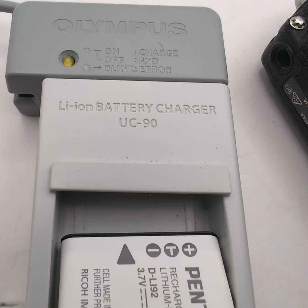 美品　RICOH WG-4 シルバー デジタルカメラ