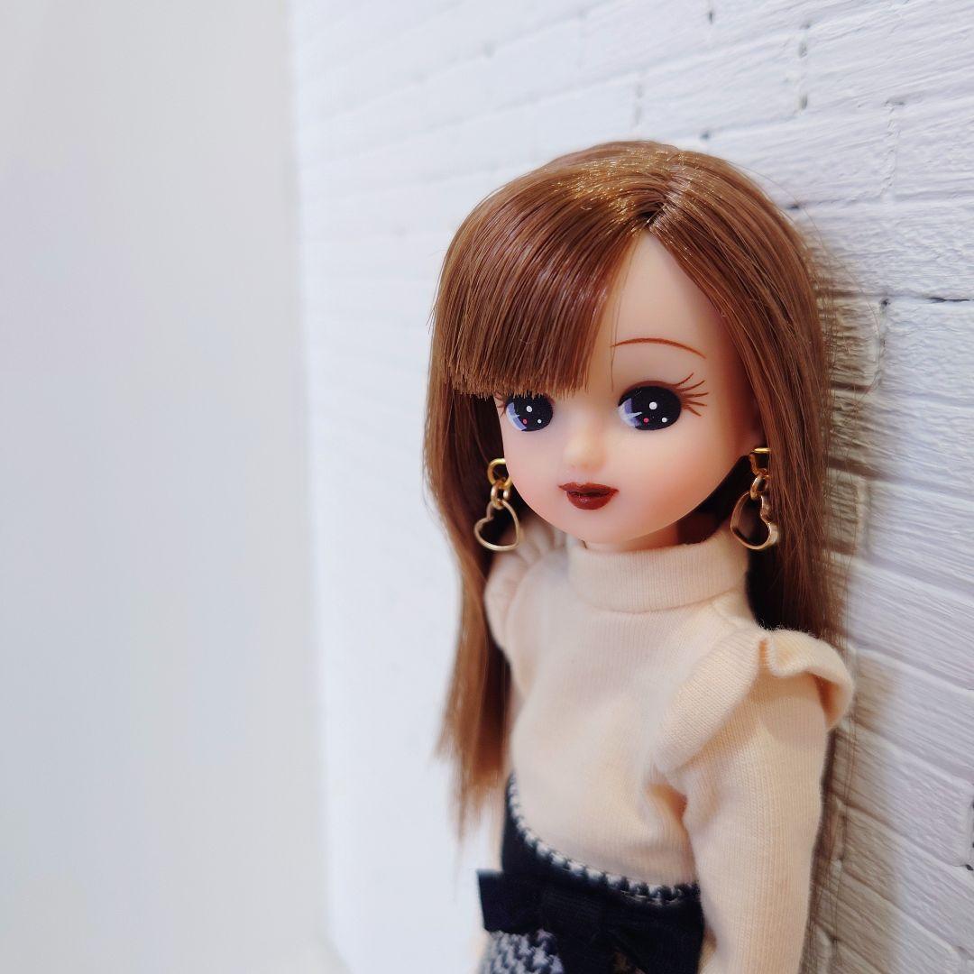 カスタムドール　ブラウンロング　可動ボディアウトフィットセット