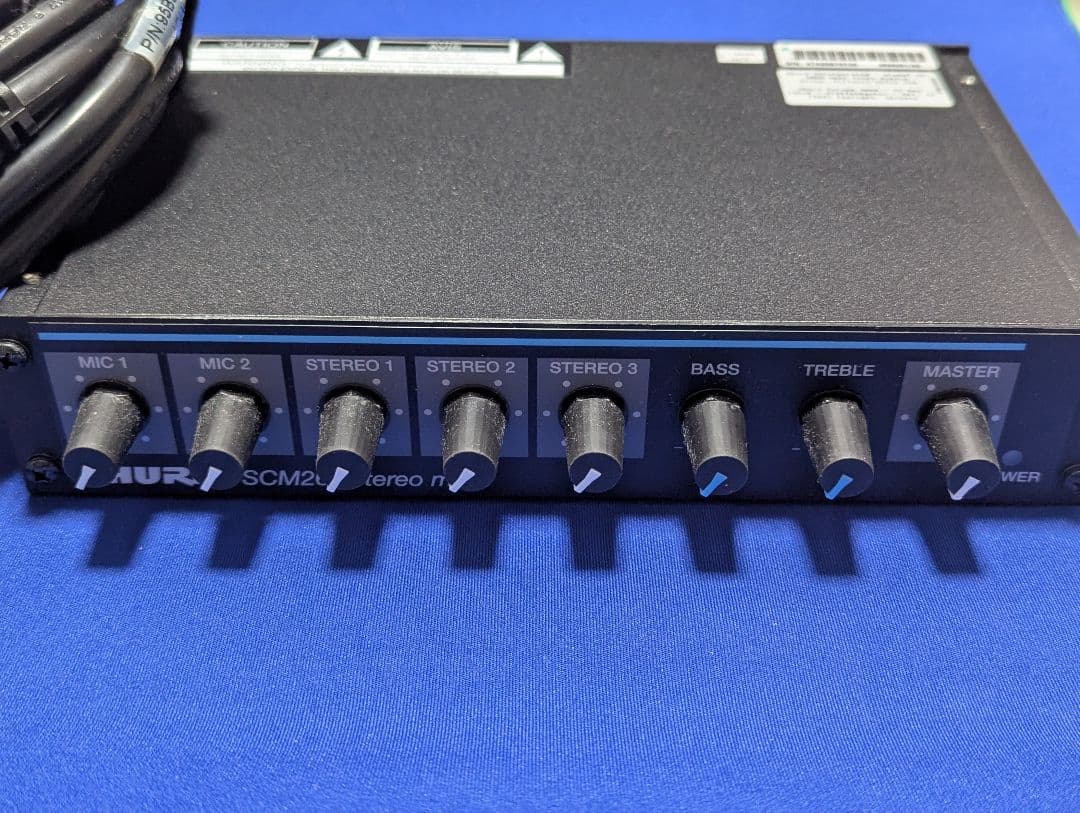 即購入可 美品Shur SCM262 ステレオマイクロホンミキサー