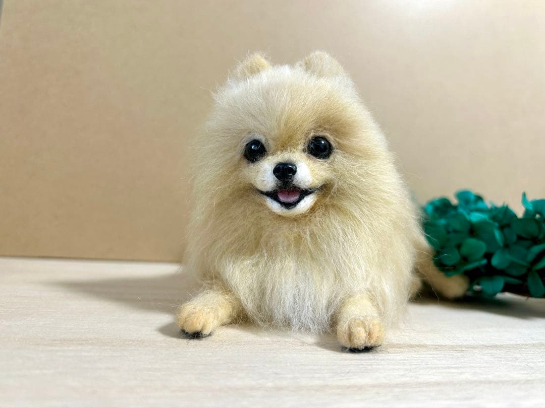 母の日　羊毛フェルト　にこにこポメラニアン　クリーム