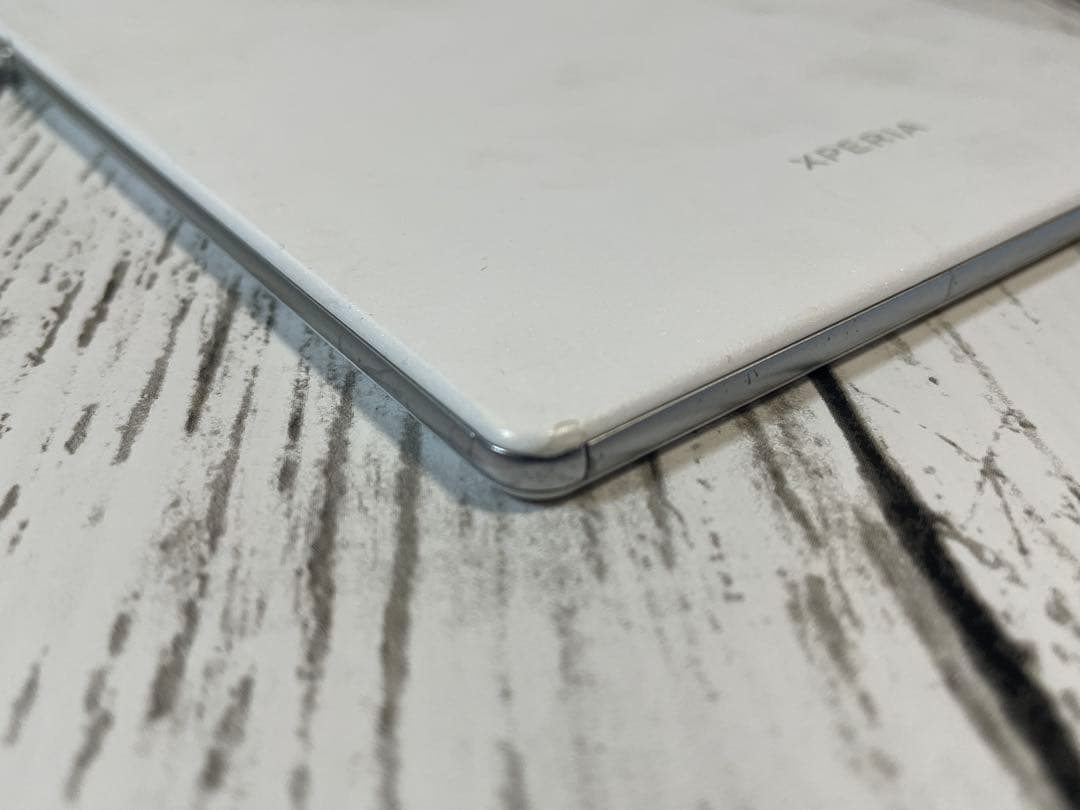 Xperia Z3 Tablet Compact Android11 カスタム